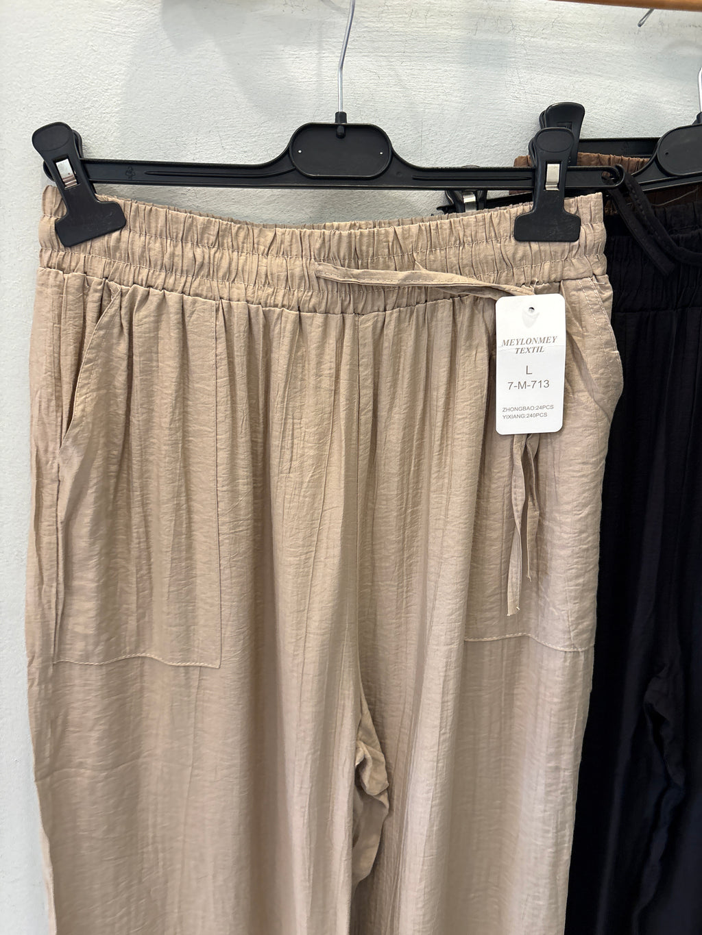 Pantalón Recto Fluido — Multicolor