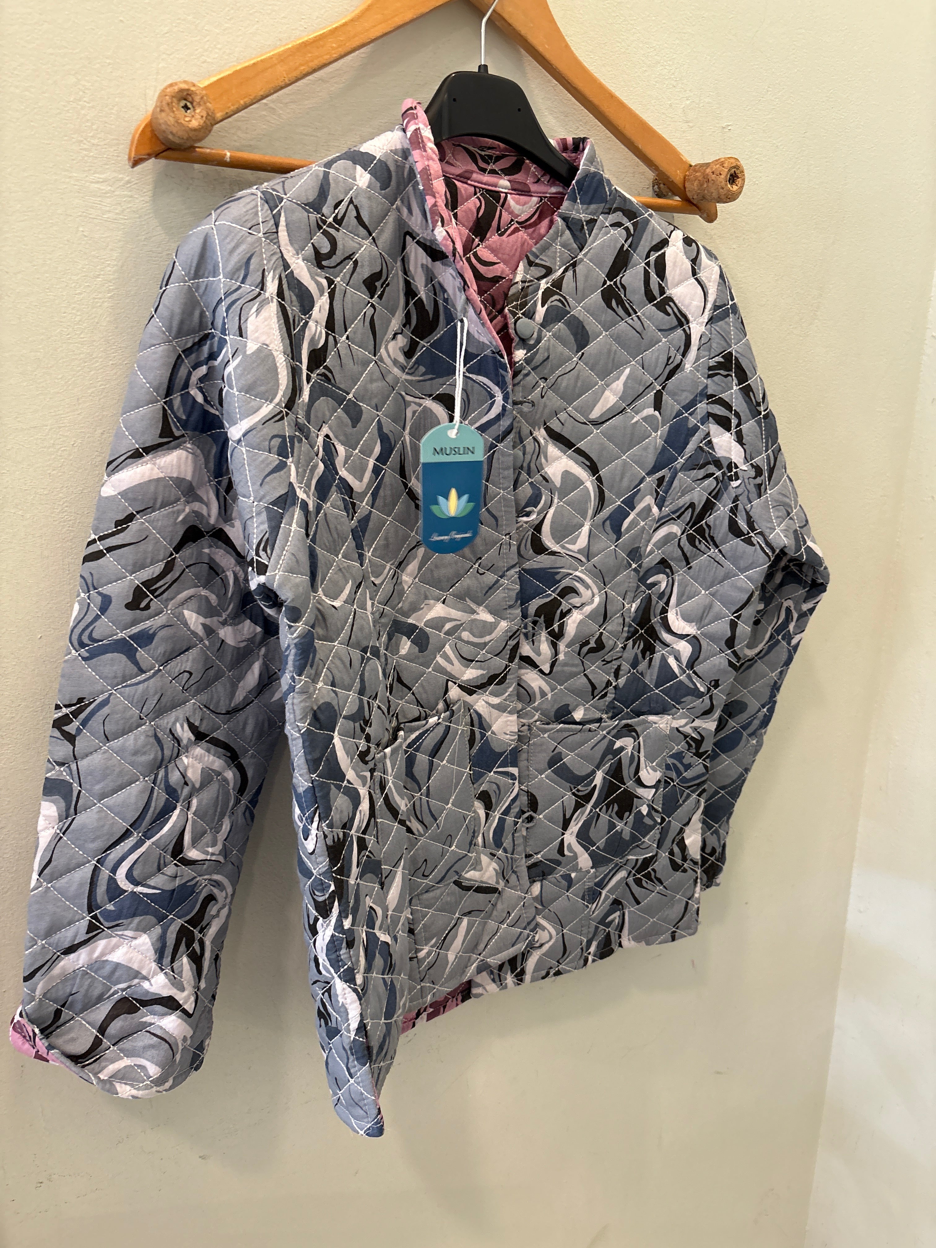 Chaqueta reversible muy pequeña