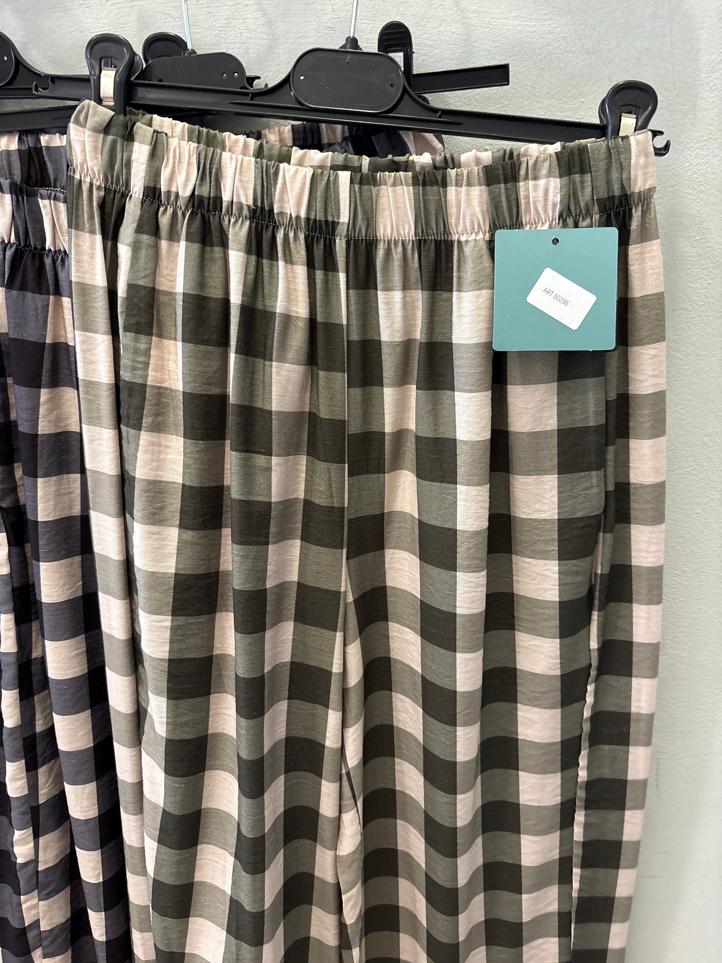 Pantalón Cuadros con Costura Lateral
