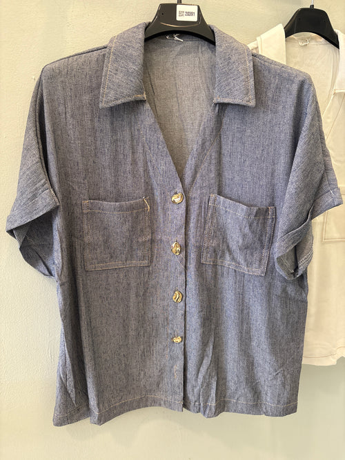 Blusa botones dorados