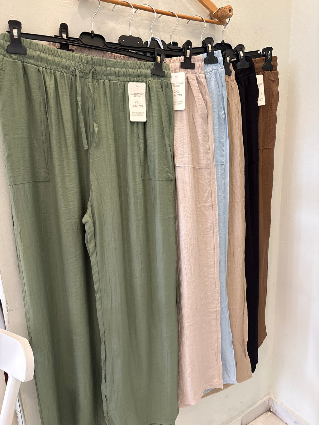 Pantalón Recto Fluido — Multicolor