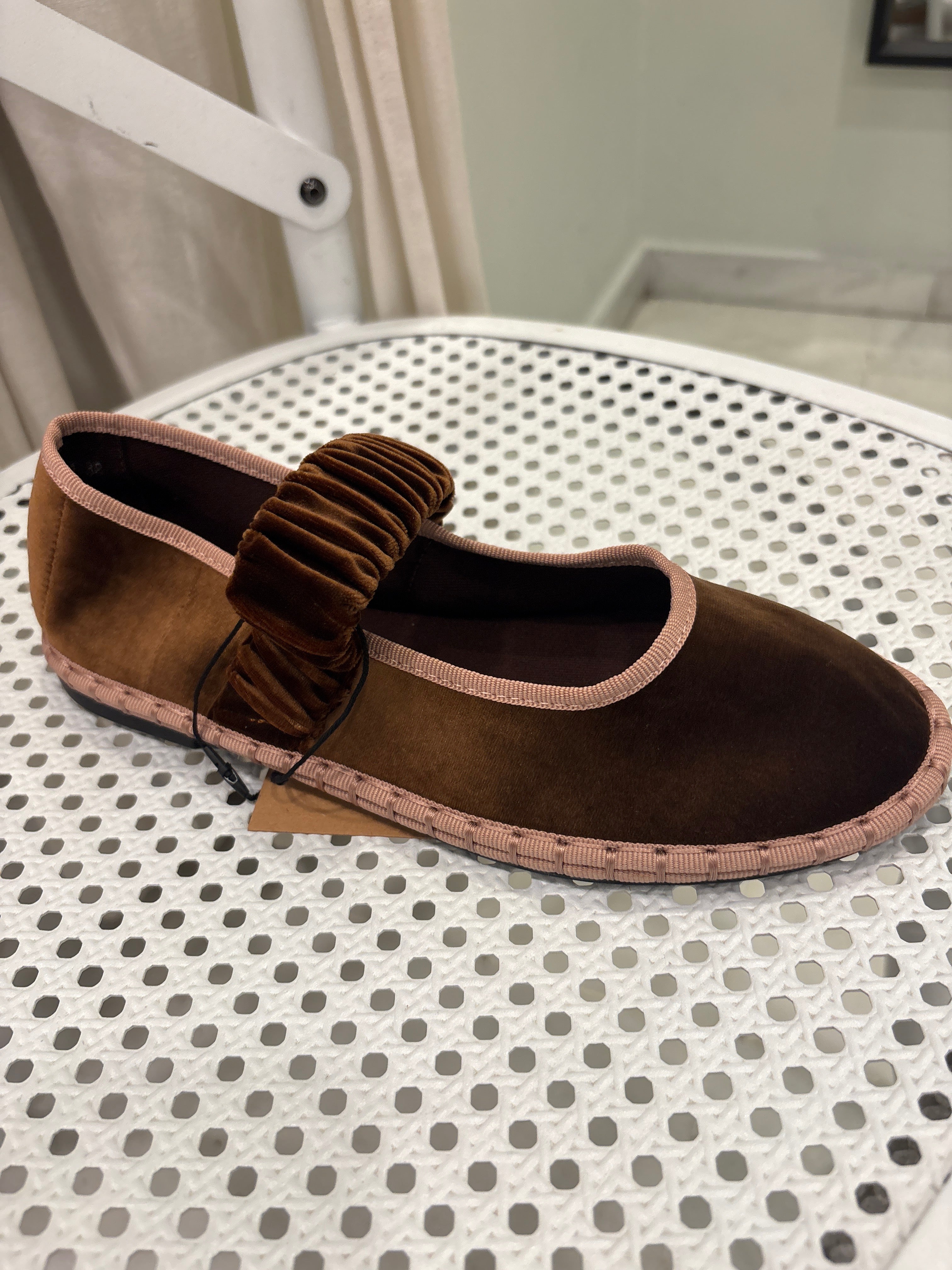 Mercedita elástico marrón y rosa