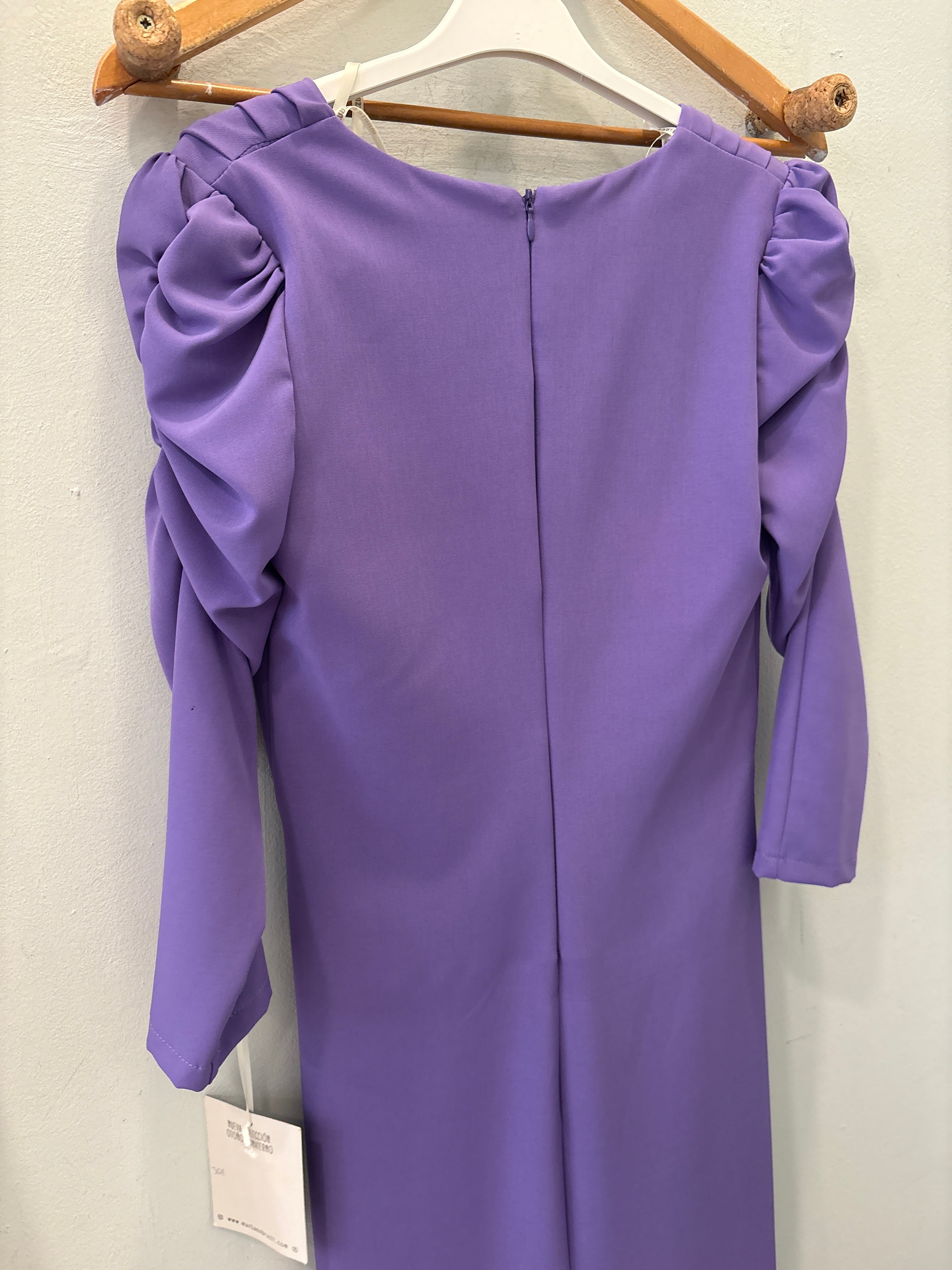 Vestido morado