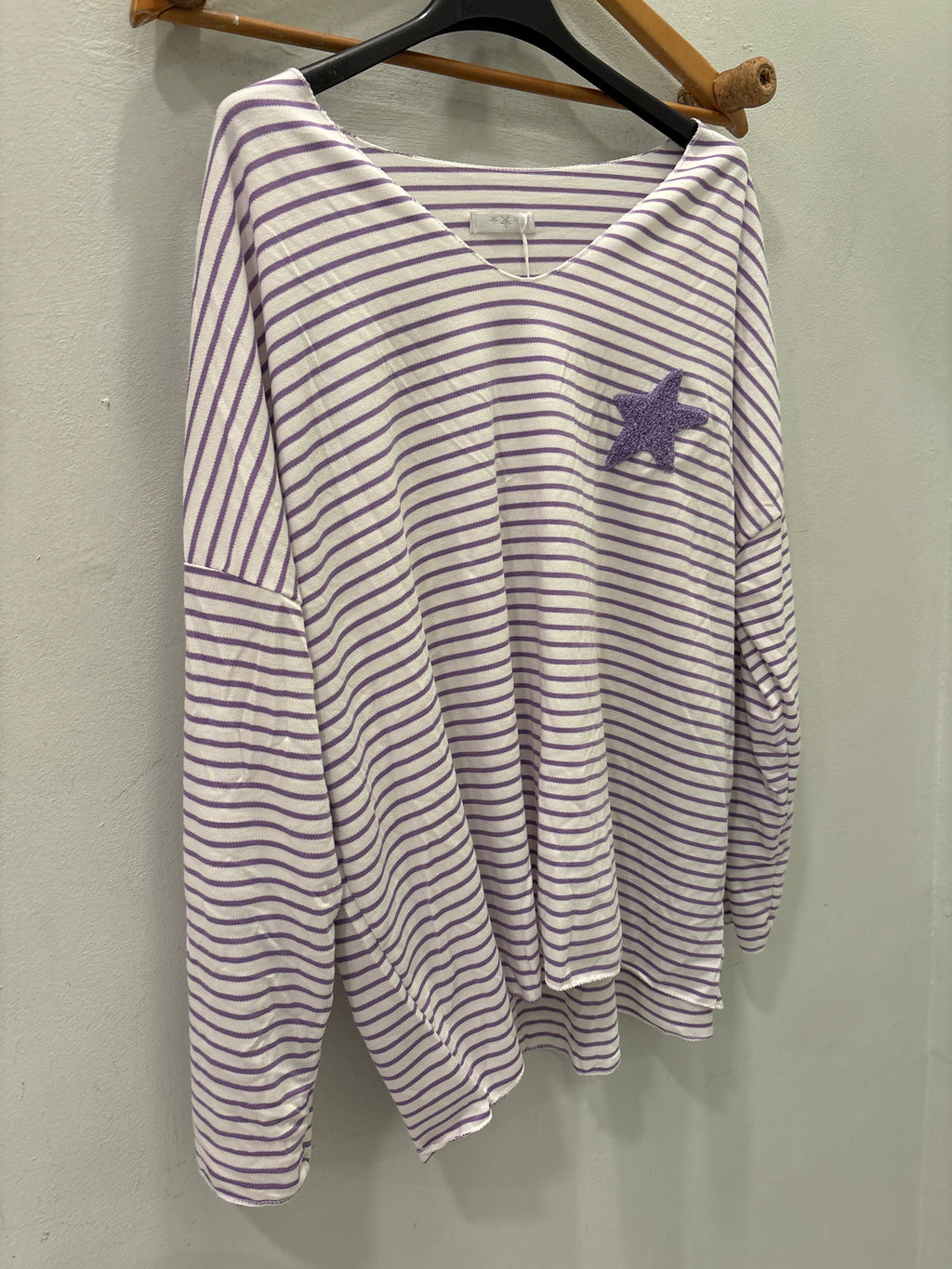 Camiseta estrella morada