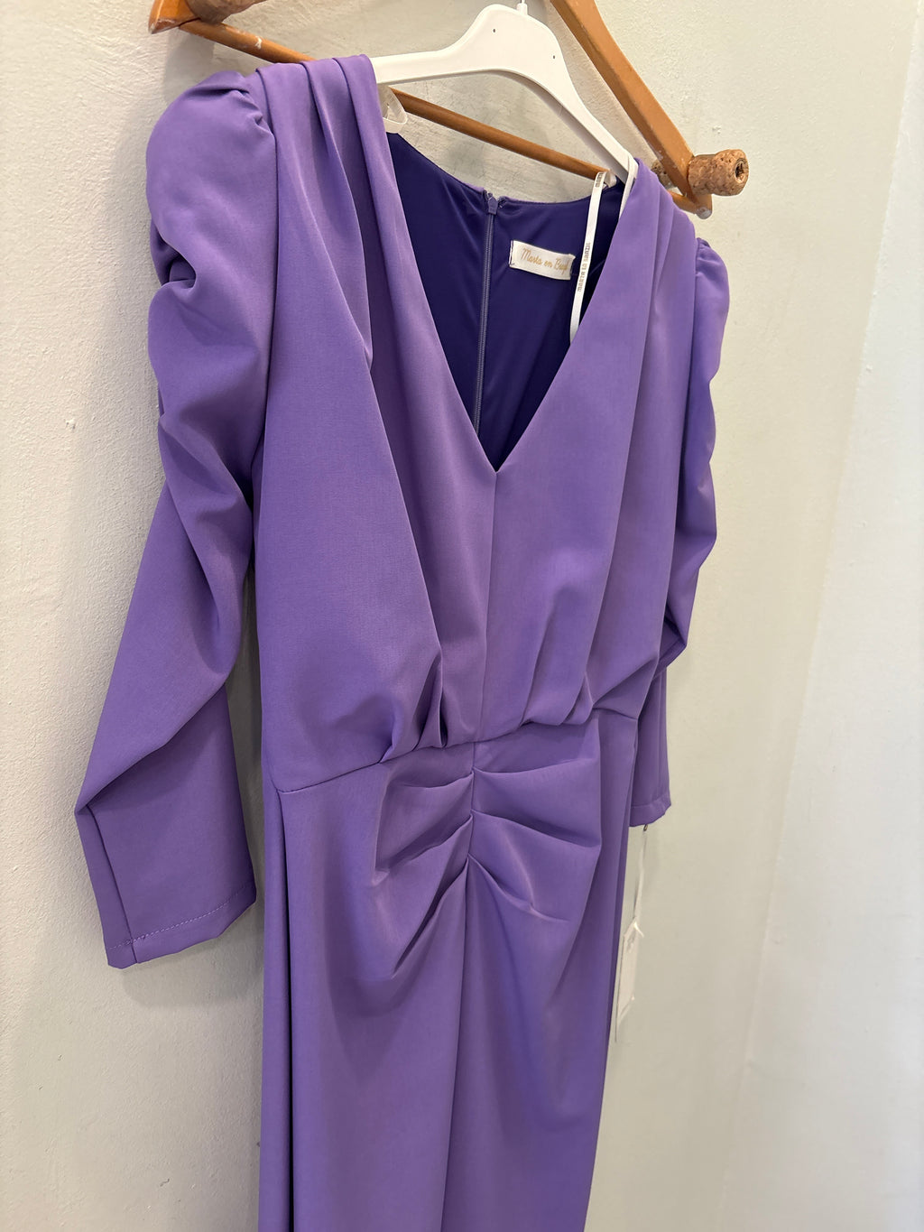 Vestido morado