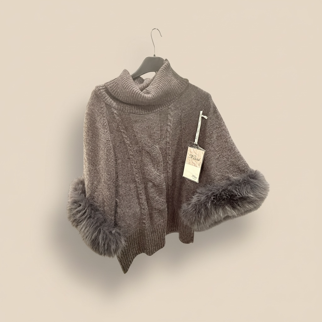 Poncho con pelo