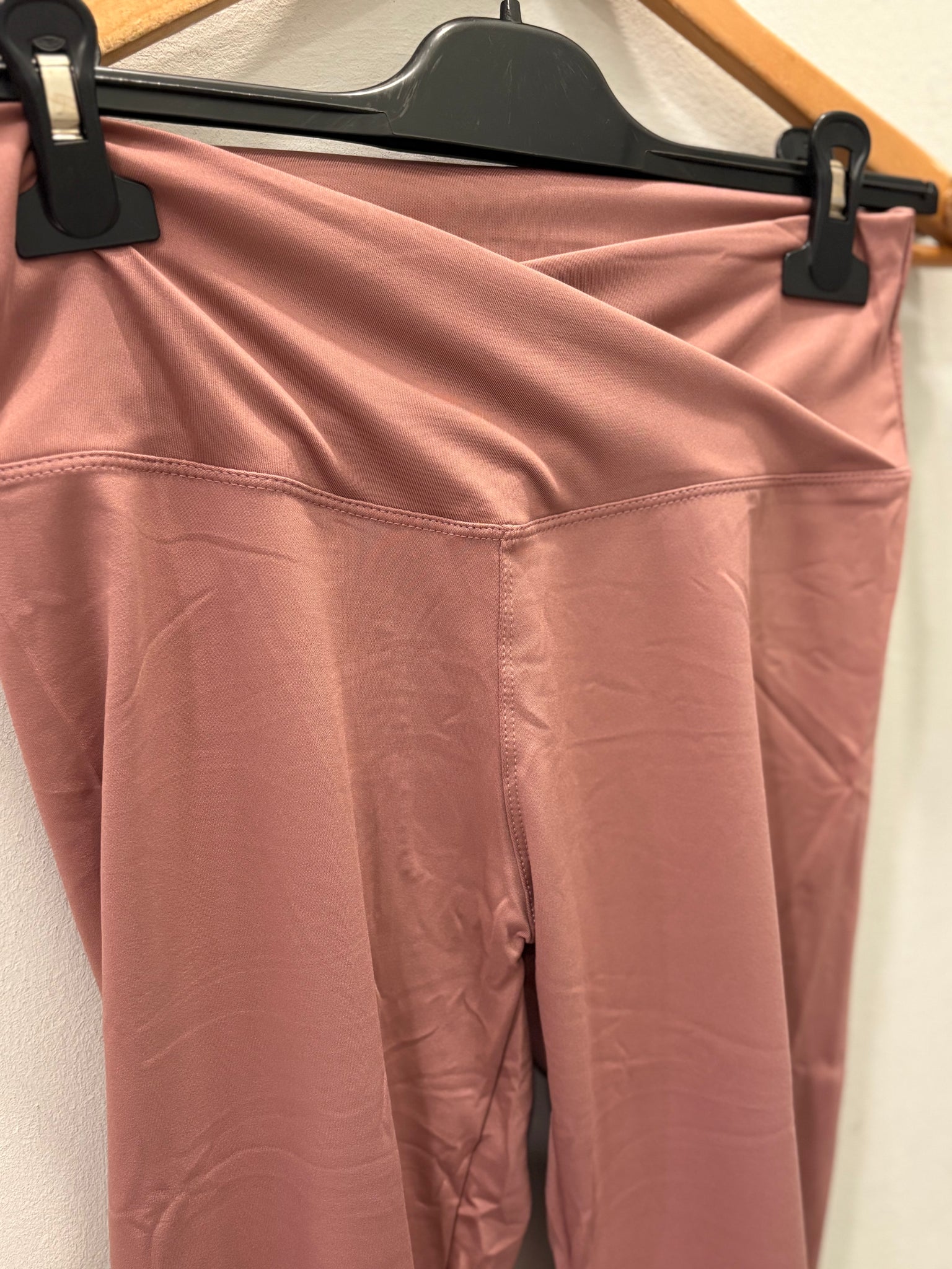 Leggin cruzado con rizo trasero