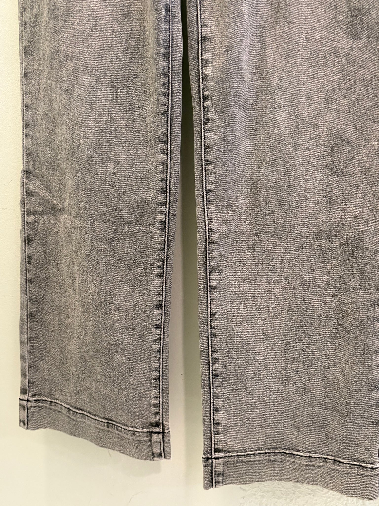 Vaquero wide leg gris